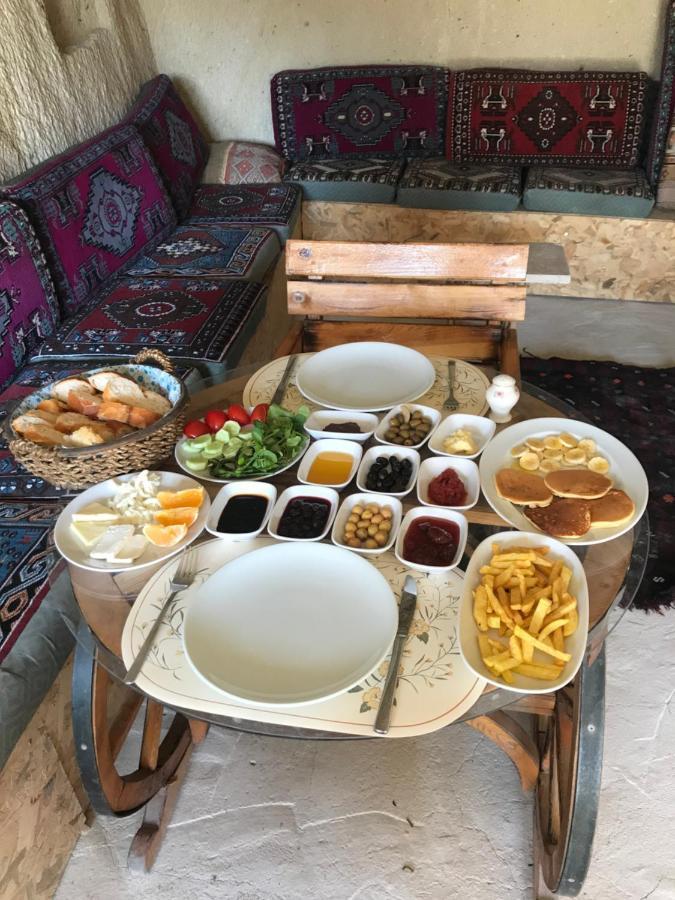 Cappadocia St.Nino'S Garden Bed & Breakfast Ortahisar ภายนอก รูปภาพ