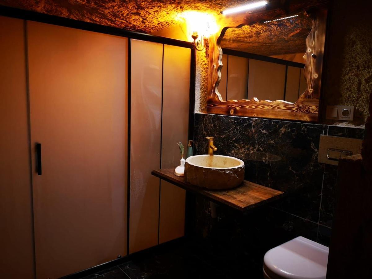 Cappadocia St.Nino'S Garden Bed & Breakfast Ortahisar ภายนอก รูปภาพ